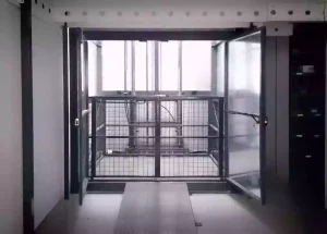 C3 Cargo Elevator: Single High Load Loading