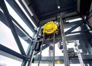 Internal structure of machine room-less elevator shaft