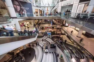 Functional zoning is achieved by using freight elevators and passenger elevators separately