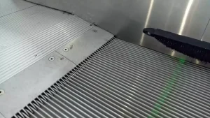 escalator comb teeth