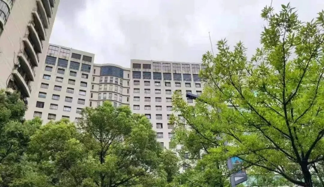 Singapore elevator renovation project