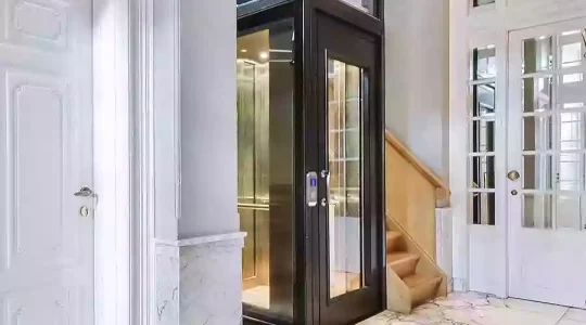 Glass-elevator-for-home